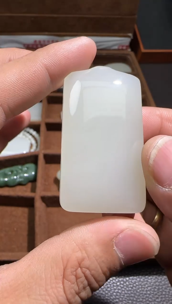 【闪购商品】和田玉【海113CP】95未镶嵌9052