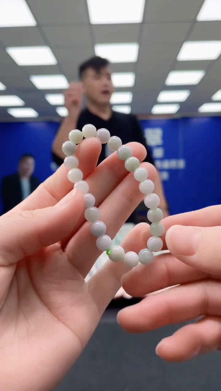 未镶嵌手串翡翠手串（多样性发其一）