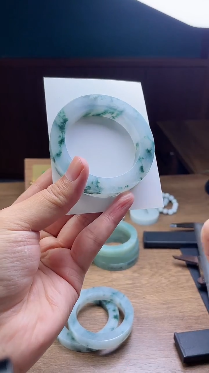 未镶嵌手镯定制翡翠七*风定制