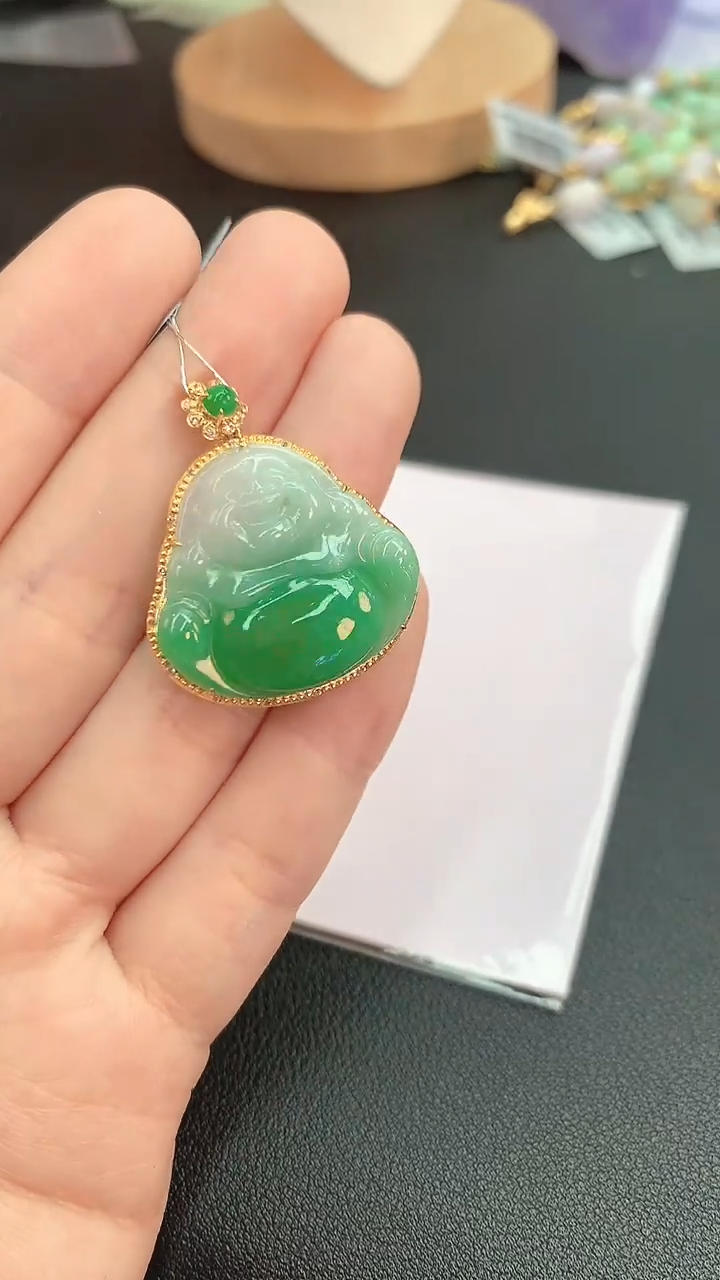 【闪购商品】翡翠颈饰18K金镶嵌赠礼盒证书  敏