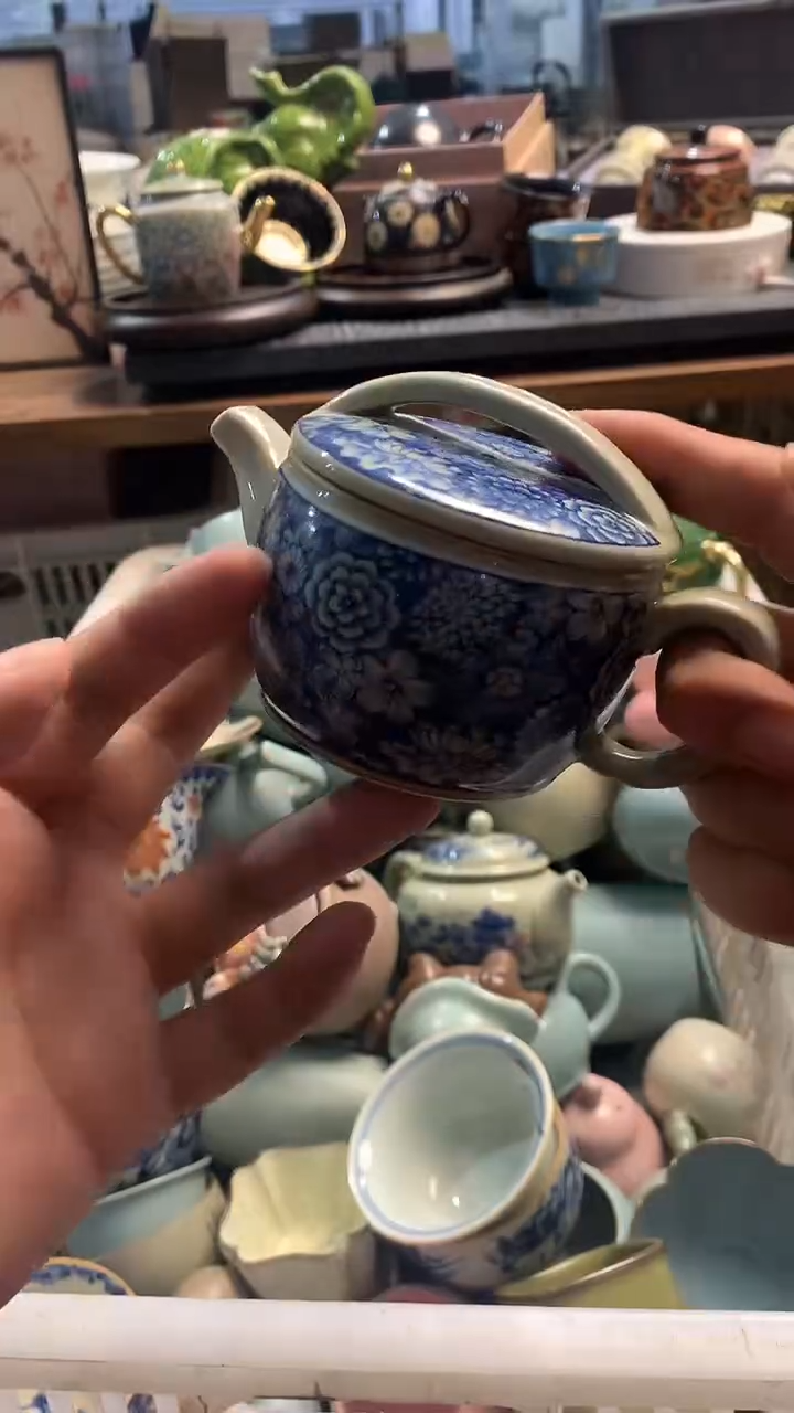 茶具茶壶、盖碗、主人杯、客杯（轻轻微瑕介意勿拍）
