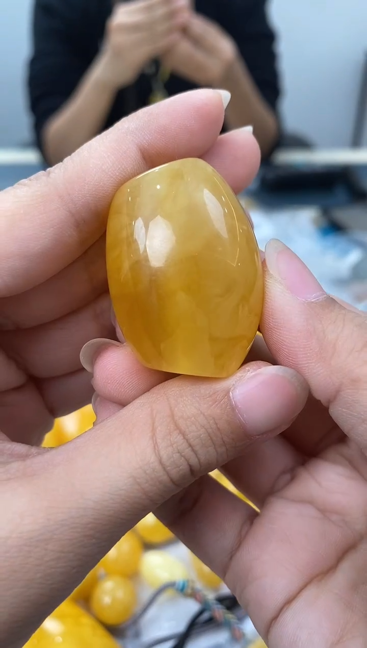 【闪购商品】琥珀裸石未镶嵌 天然琥珀蜜蜡珠子