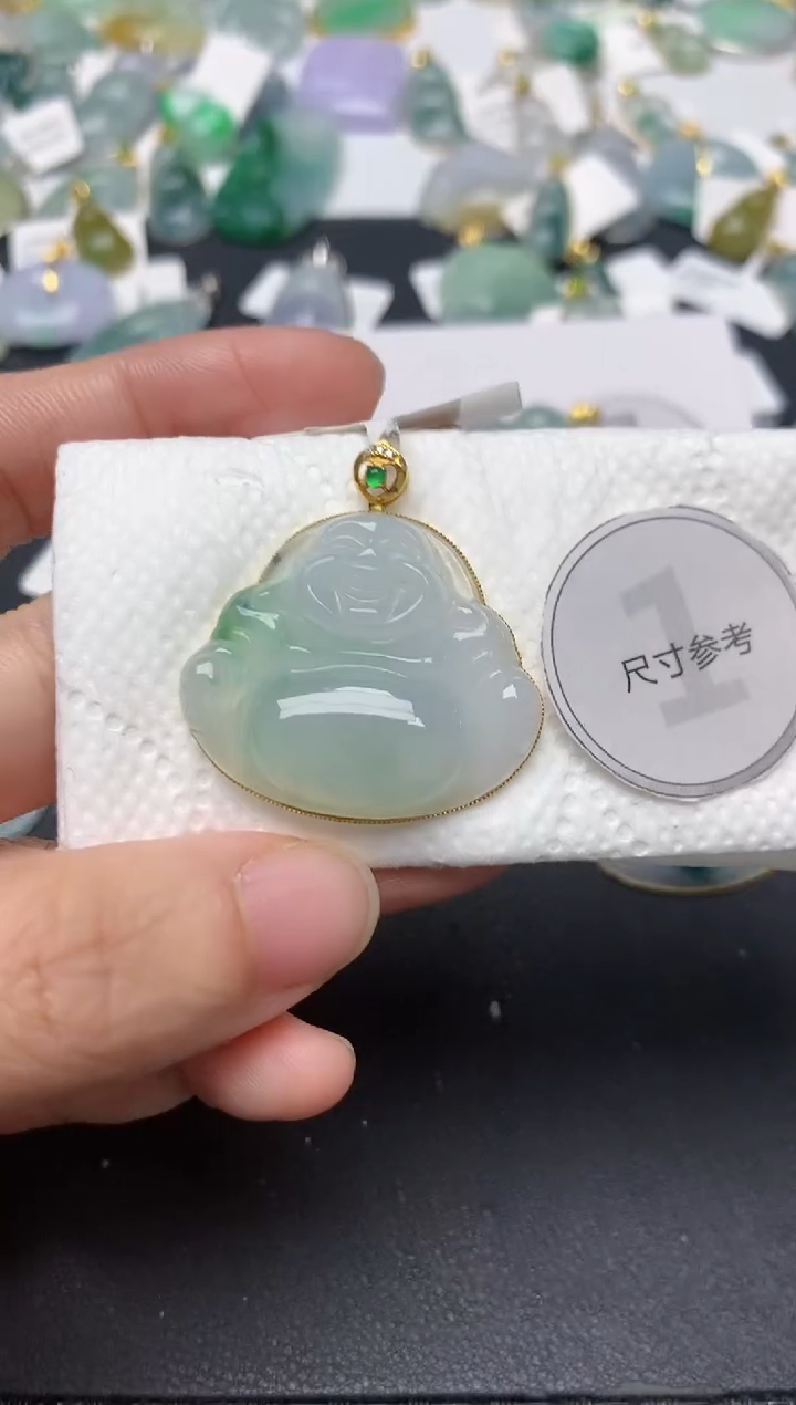 颈饰18K金镶嵌翡翠天然缅甸A货翡翠