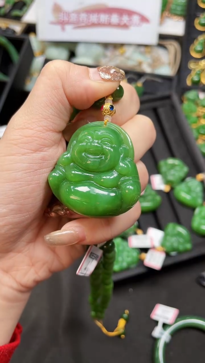 【闪购商品】和田玉套链18K金镶嵌多样性发一