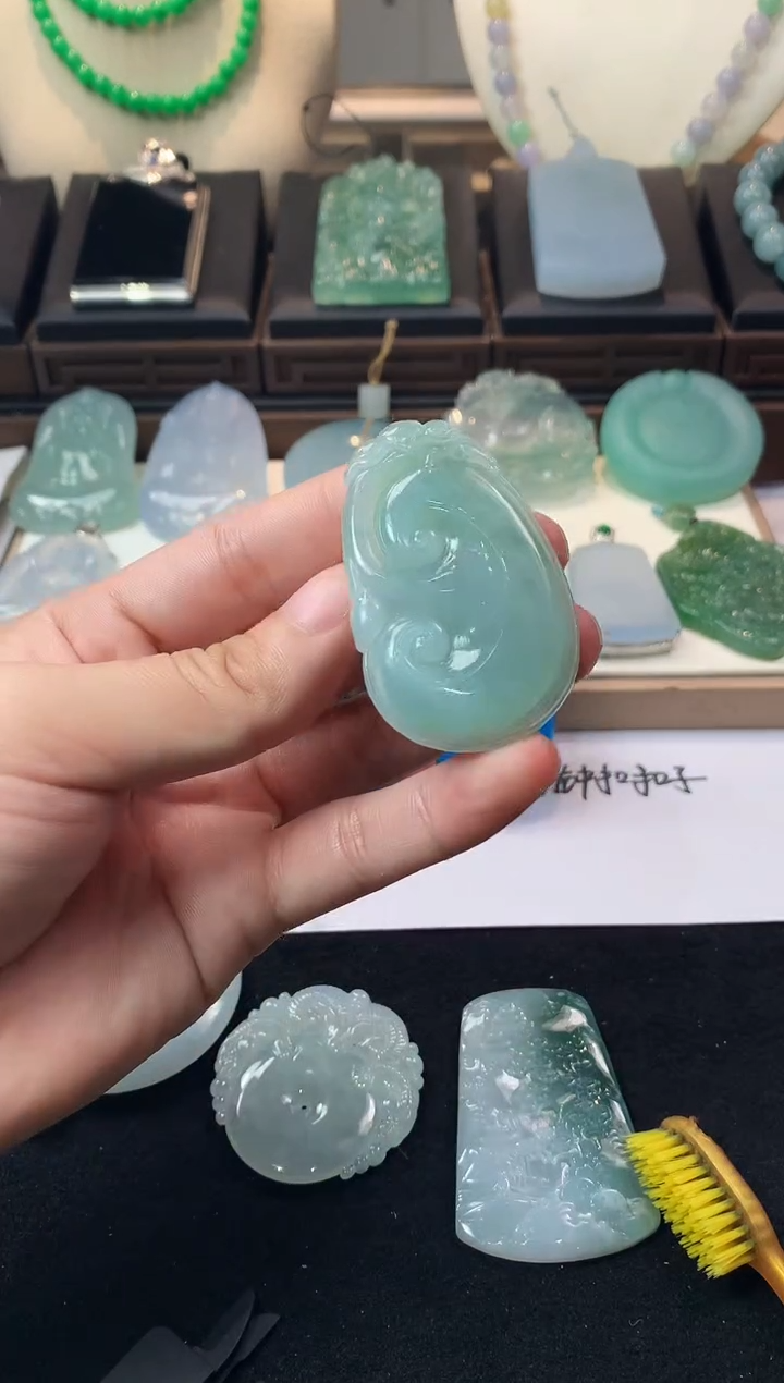 未镶嵌定制翡翠美***️毛货不退不换 