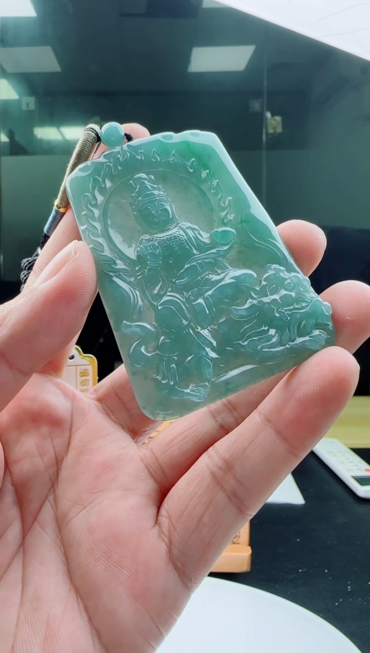 【闪购商品】翡翠颈饰未镶嵌1111111111