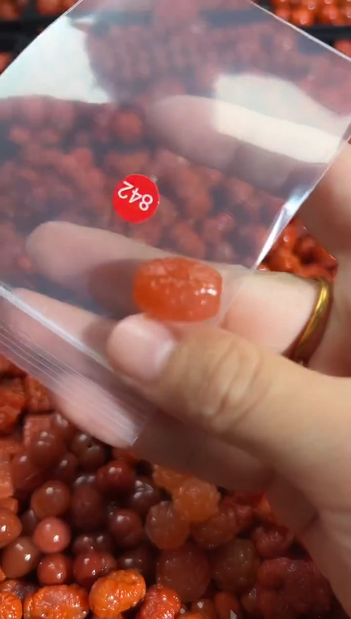 颈饰未镶嵌南红玛瑙1