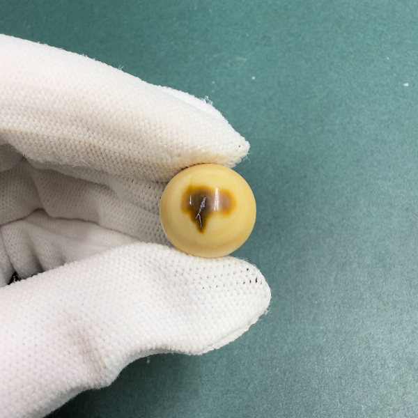 S8221天然猛犸牙蓝眼圆珠单颗支持鉴定假一罚四