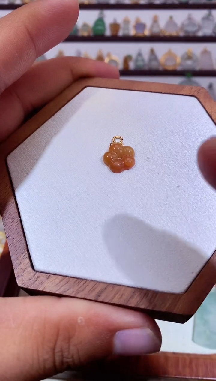 翡翠18K金镶嵌吊坠(不含链)111111