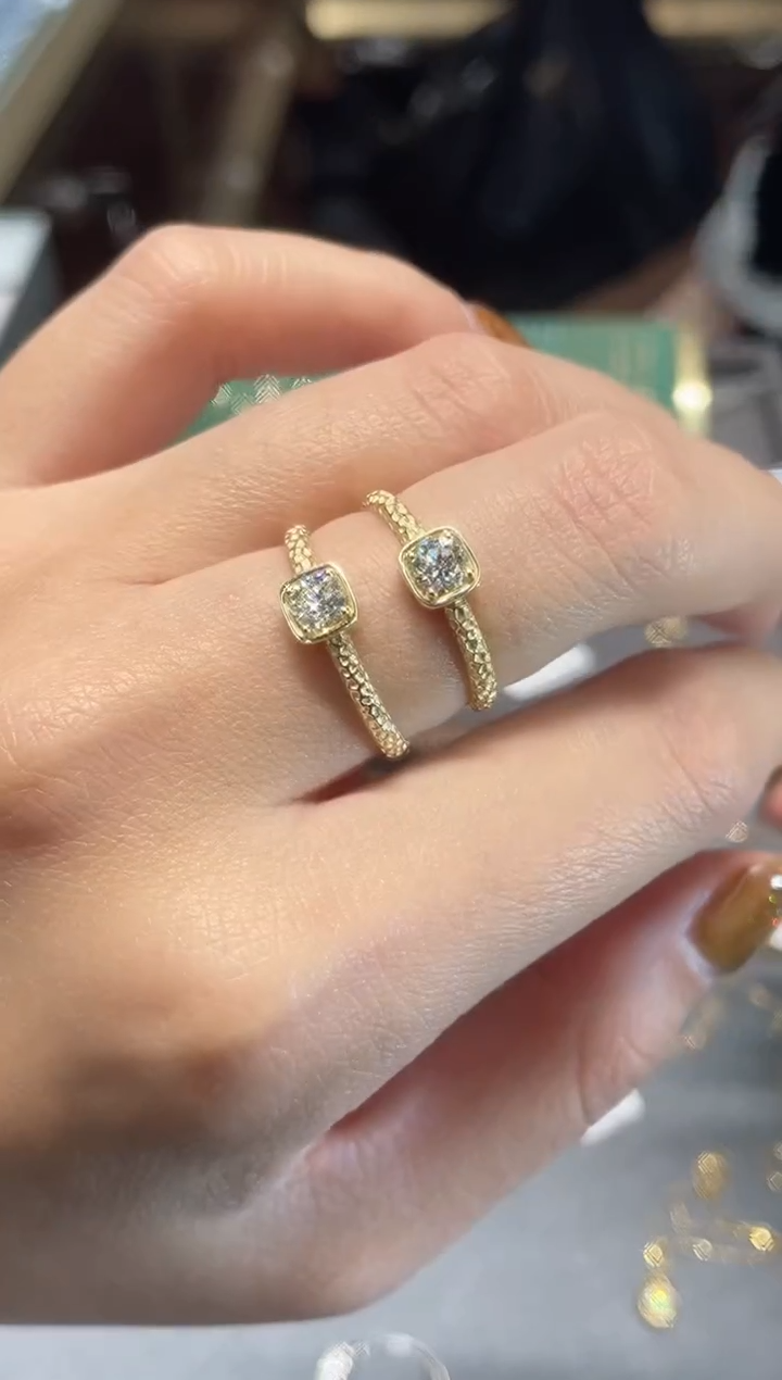 【闪购商品】钻石戒指18K金镶嵌X三十分方糖钻石戒指