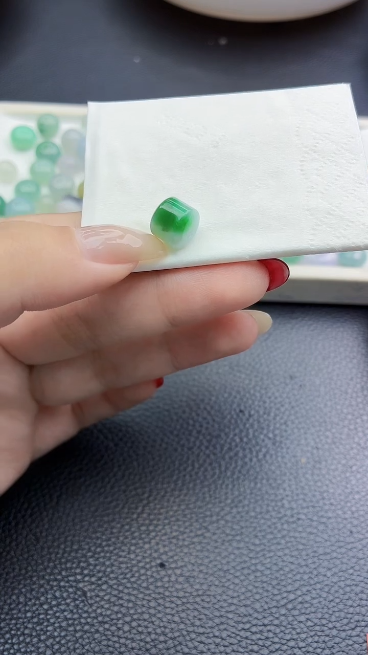 未镶嵌定制翡翠L****y5012