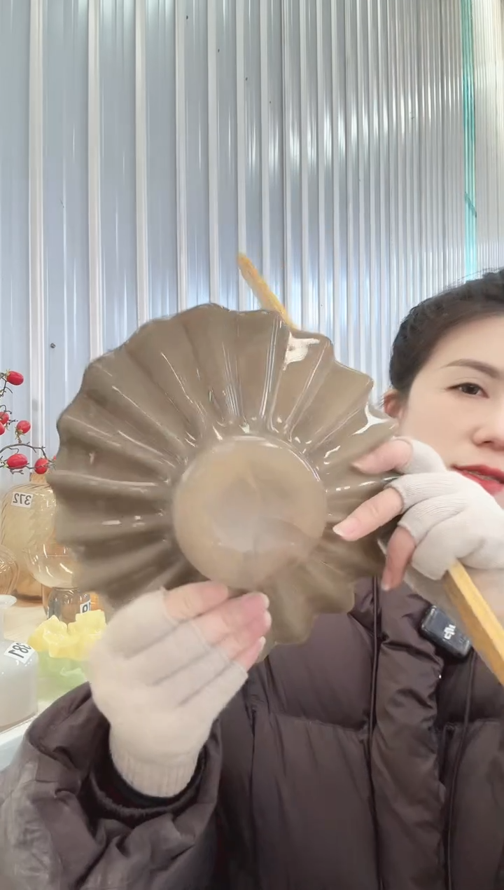 171直播玻璃花瓶