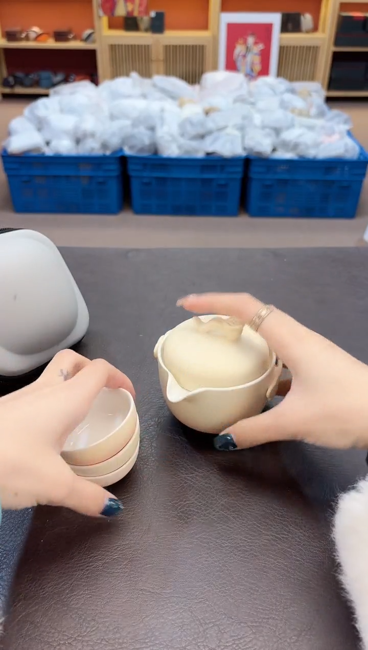 【闪购商品】摆件瓷SC1111111111111