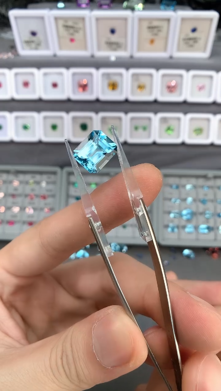 【闪购商品】定制托帕石裸石未镶嵌8.07ct