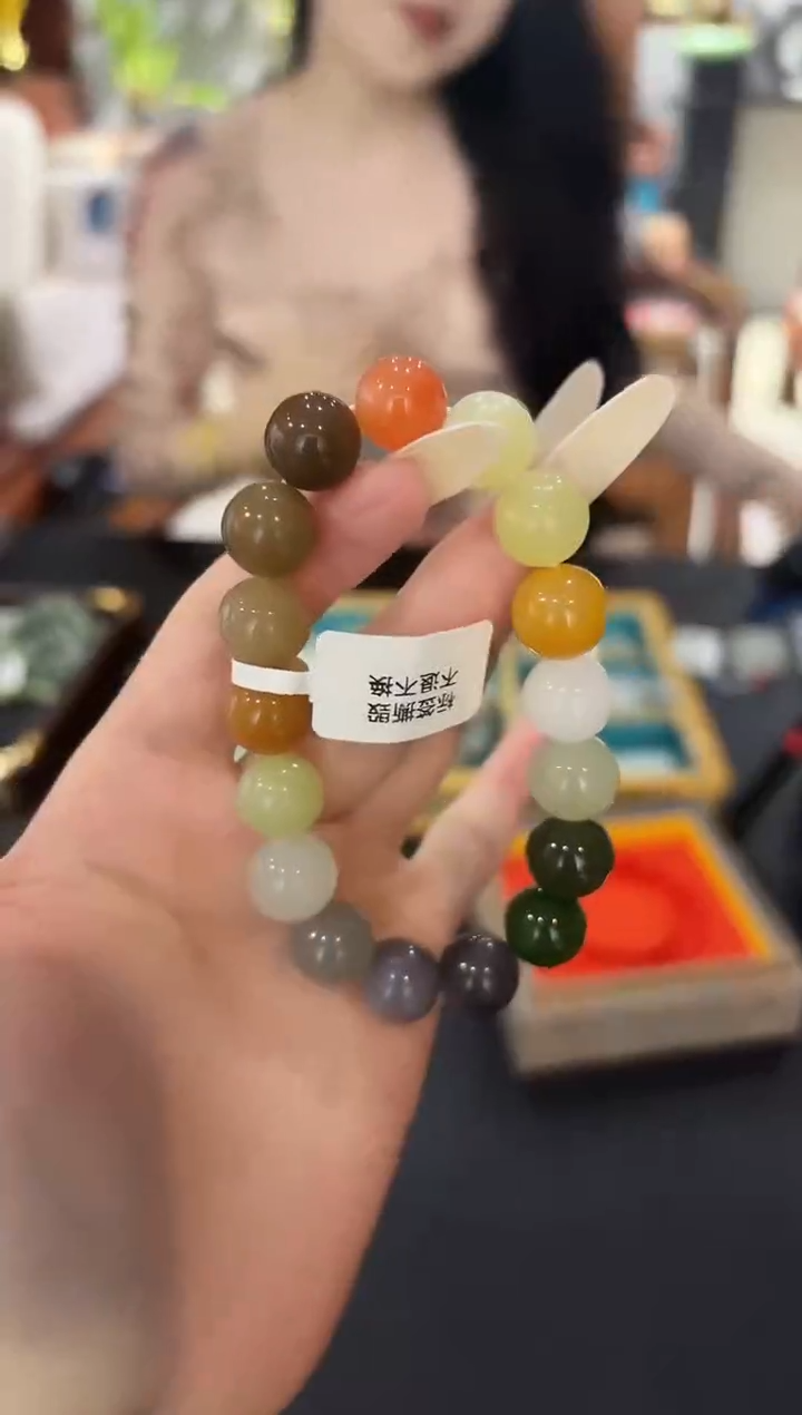 手串未镶嵌和田玉董小姐推荐 多样性发货 拍一发一db12