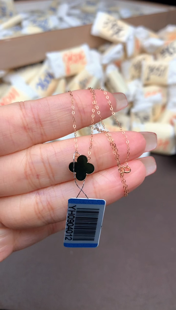 18K金镶嵌挂件翡翠多样性发货（发一个）