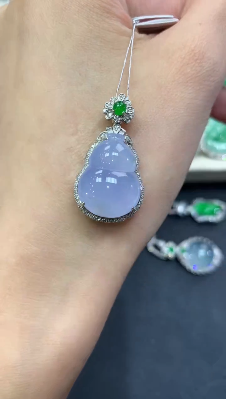 【闪购商品】翡翠吊坠(不含链)18K金镶嵌q38紫货有色差