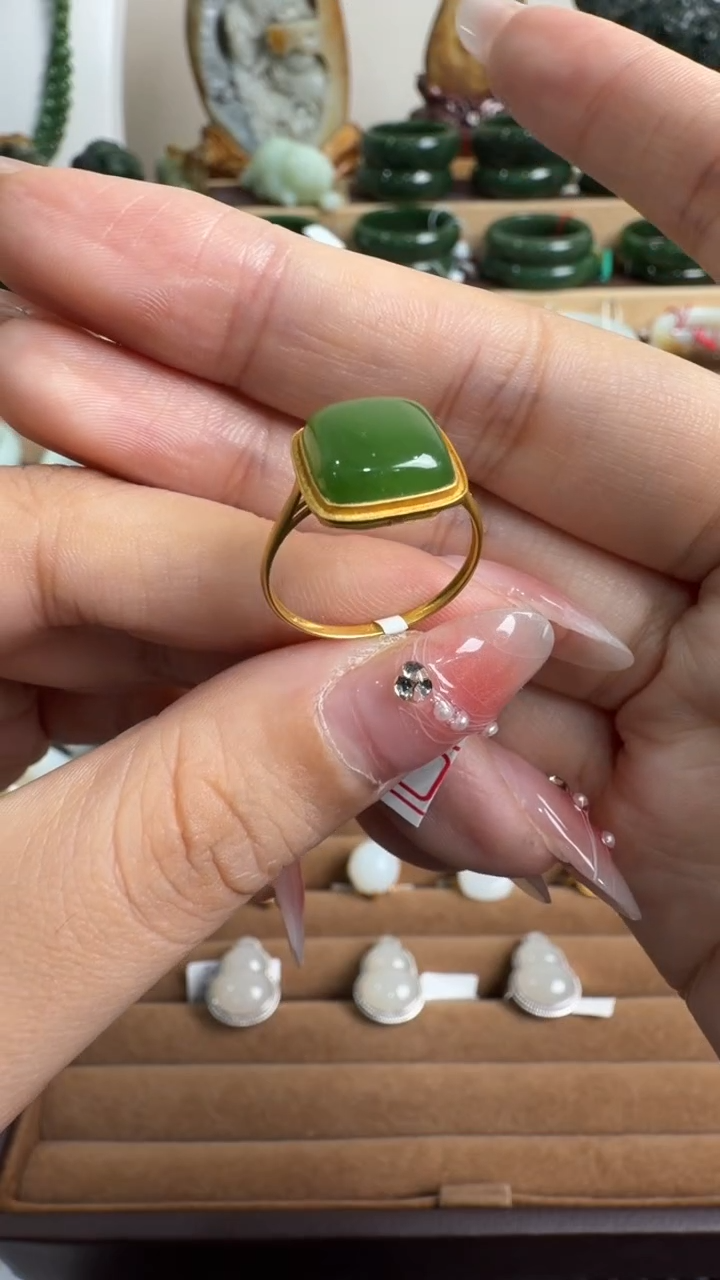 颈饰18K金镶嵌和田玉戒指备注圈口11-19