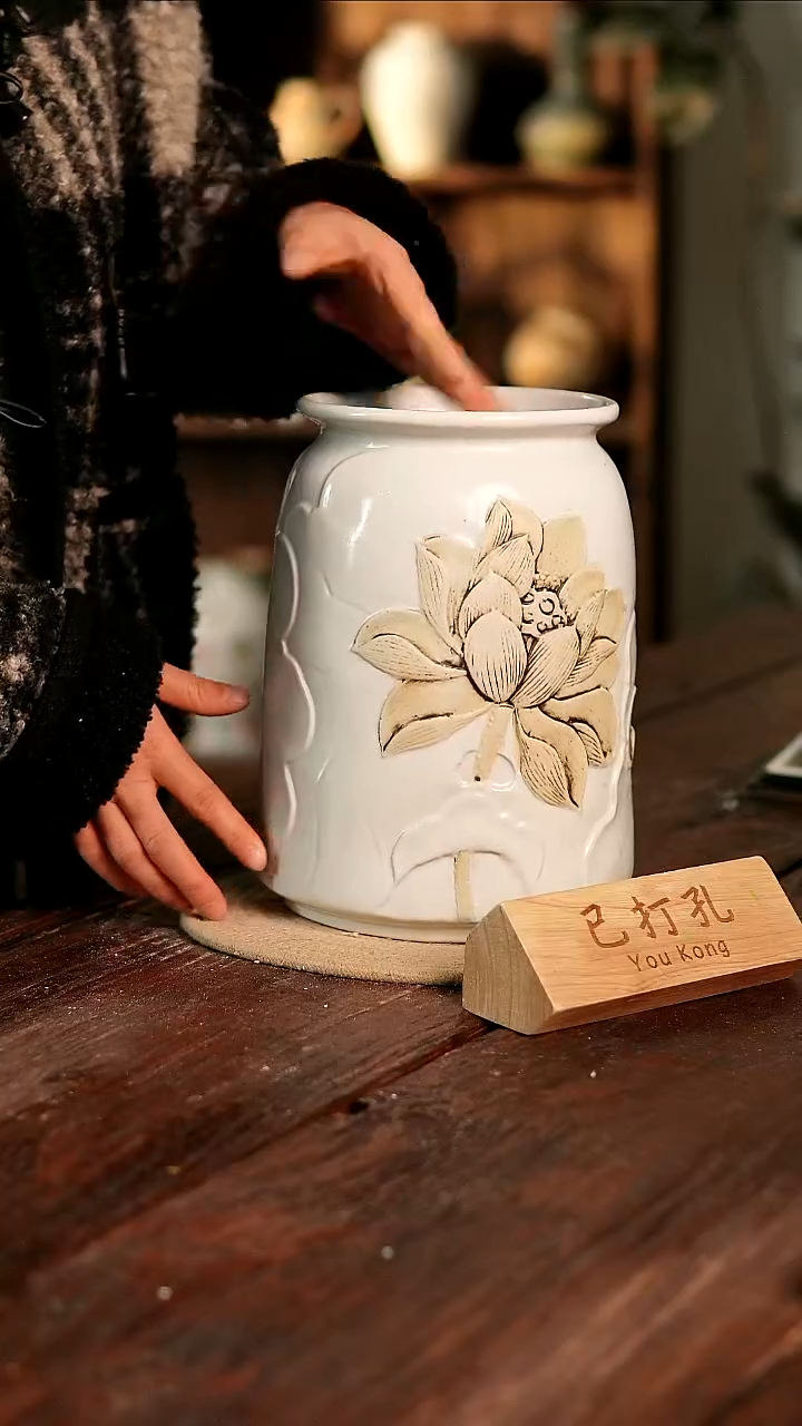 摆件19-195高28口15误差2已打孔瑕疵孤品