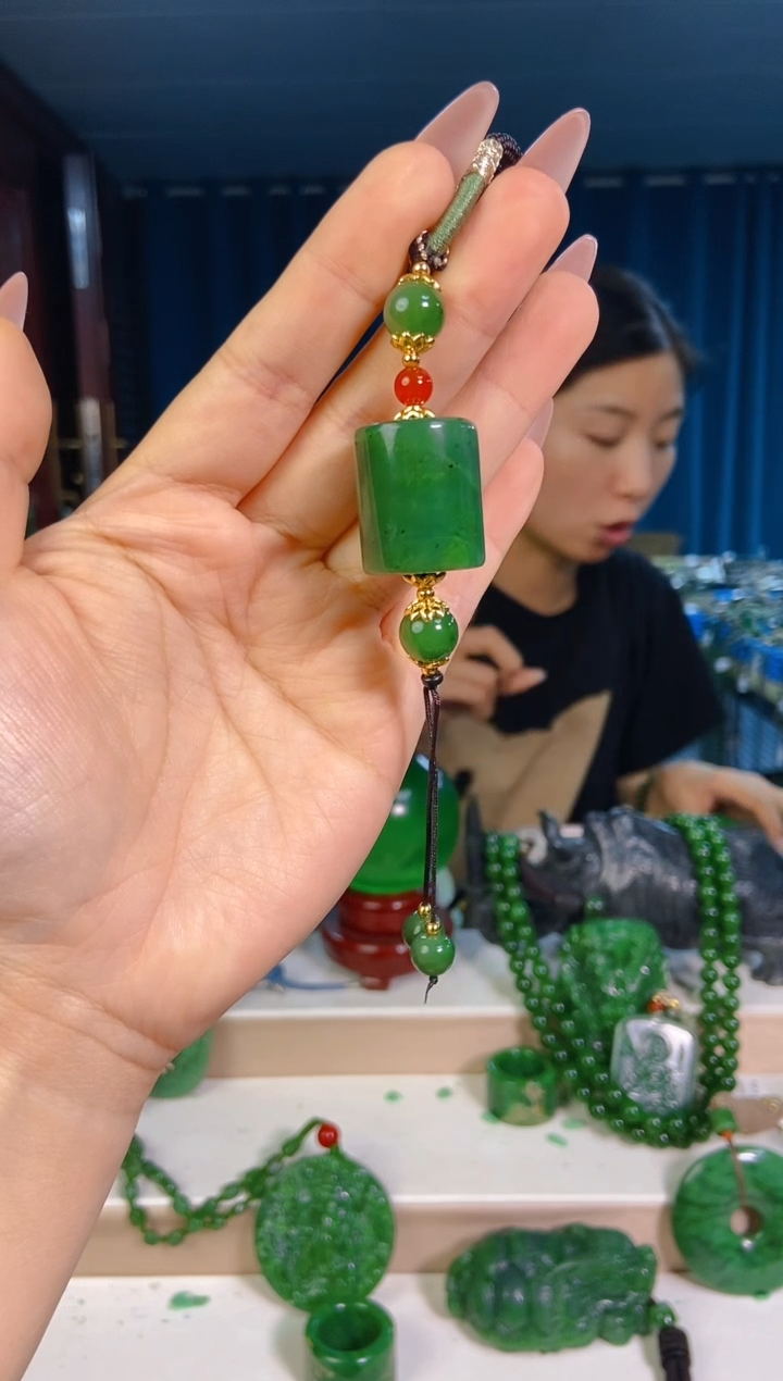 和田玉未镶嵌挂件1