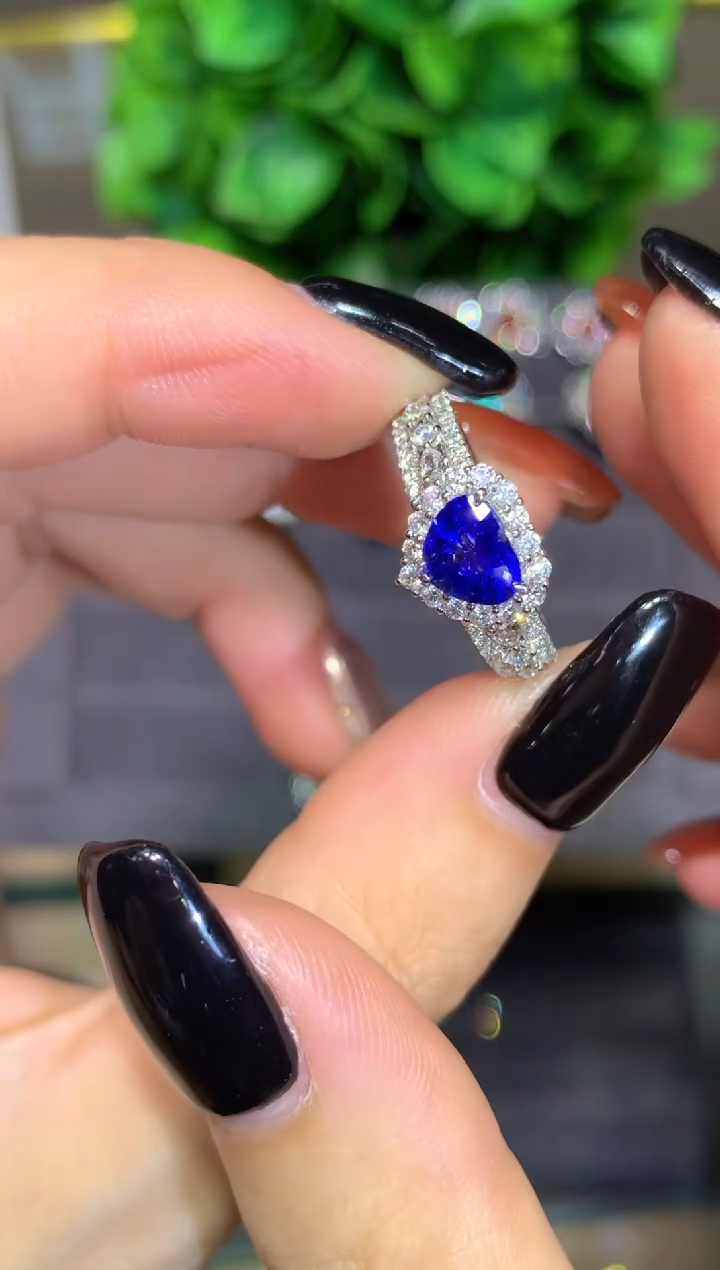 戒指蓝宝石铂Pt950镶嵌1.15ct