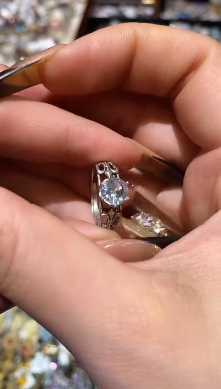 银S925镶嵌戒指托帕石楚楚珠宝中古甄选不退换