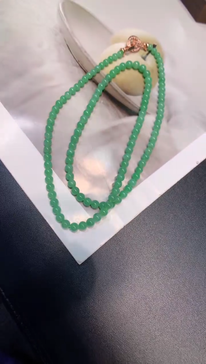 颈饰未镶嵌翡翠长串