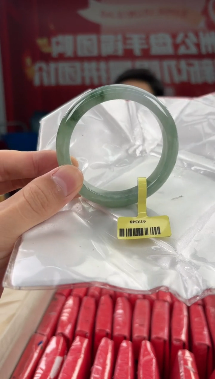 翡翠未镶嵌手镯12手镯