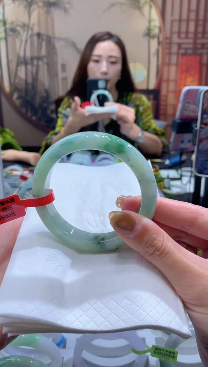 未镶嵌手镯翡翠0000071392