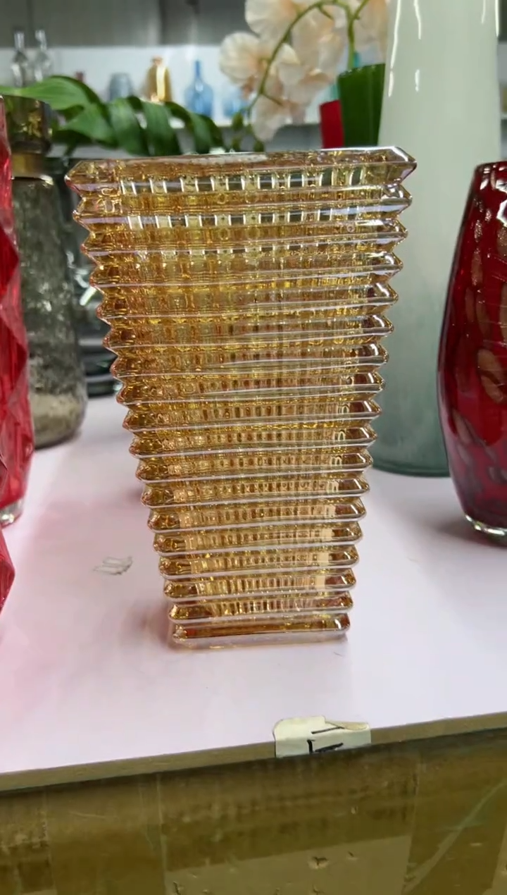 【闪购商品】玻璃2313