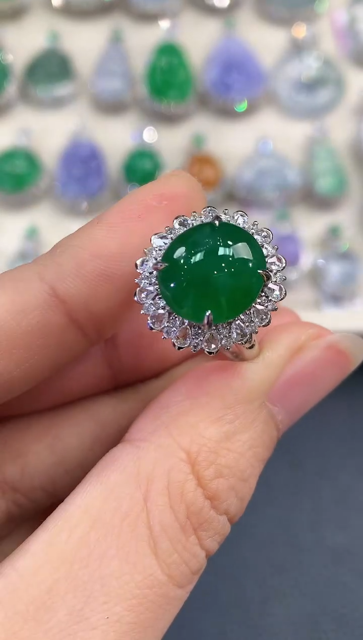 【闪购商品】翡翠戒指18K金镶嵌B222   