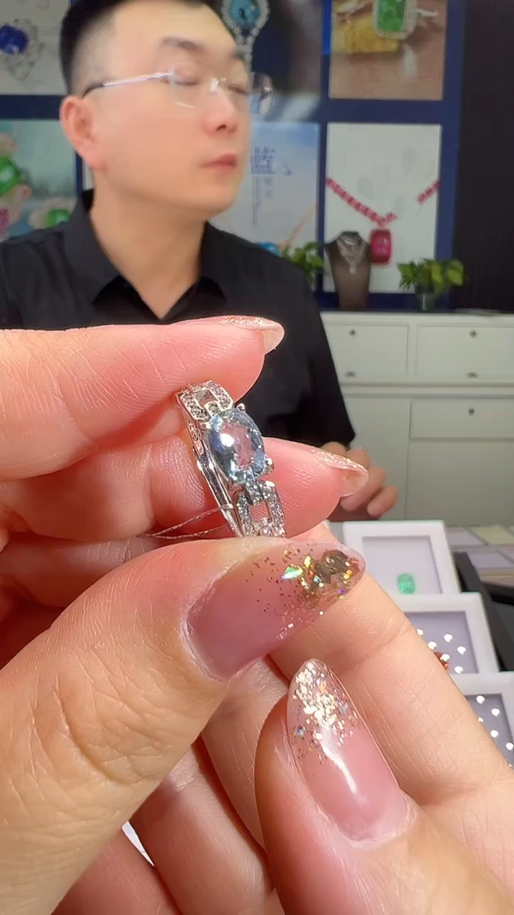 海蓝宝石戒指银S925镶嵌海蓝宝戒指
