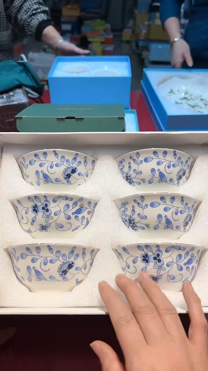 【闪购商品】瓷片锅碗瓢盆一件不剩