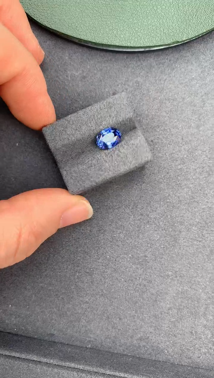 【闪购商品】蓝宝石裸石未镶嵌1.6ct矢车菊