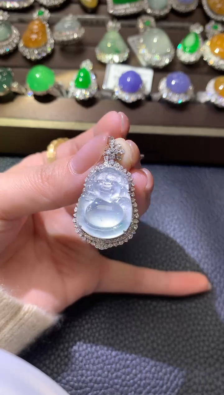 【闪购商品】翡翠吊坠(不含链)18K金镶嵌D82