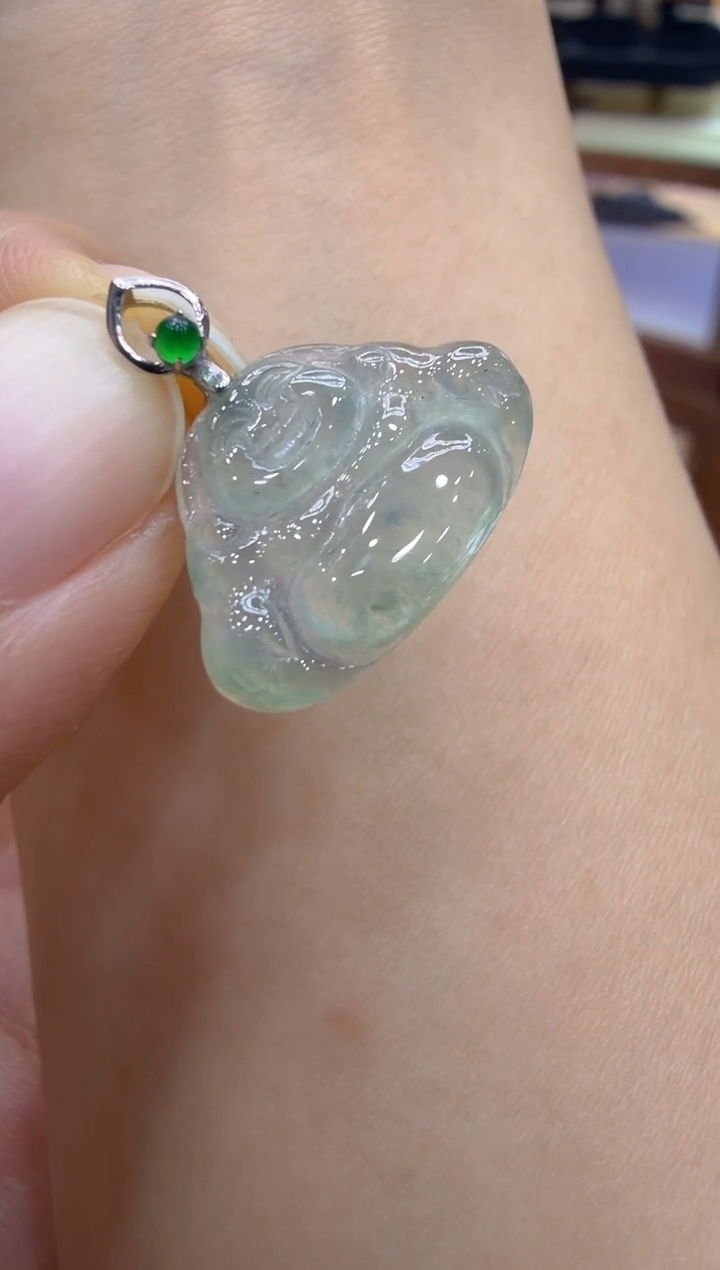 吊坠(不含链)18K金镶嵌翡翠多样性团购发一件