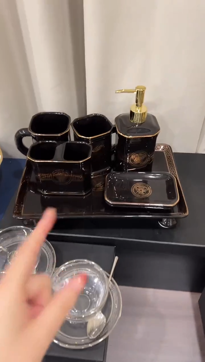 【闪购商品】杯H700--------------