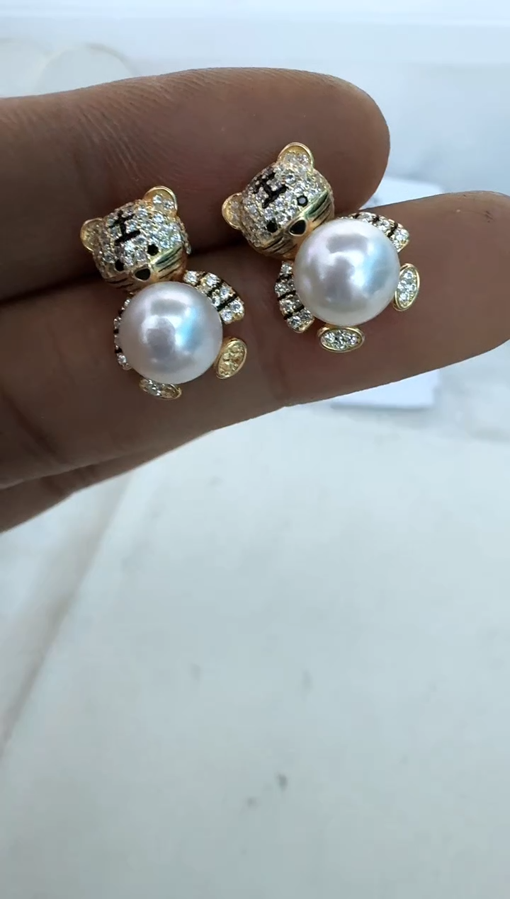 【闪购商品】海水珍珠耳饰银S925镶嵌耳钉