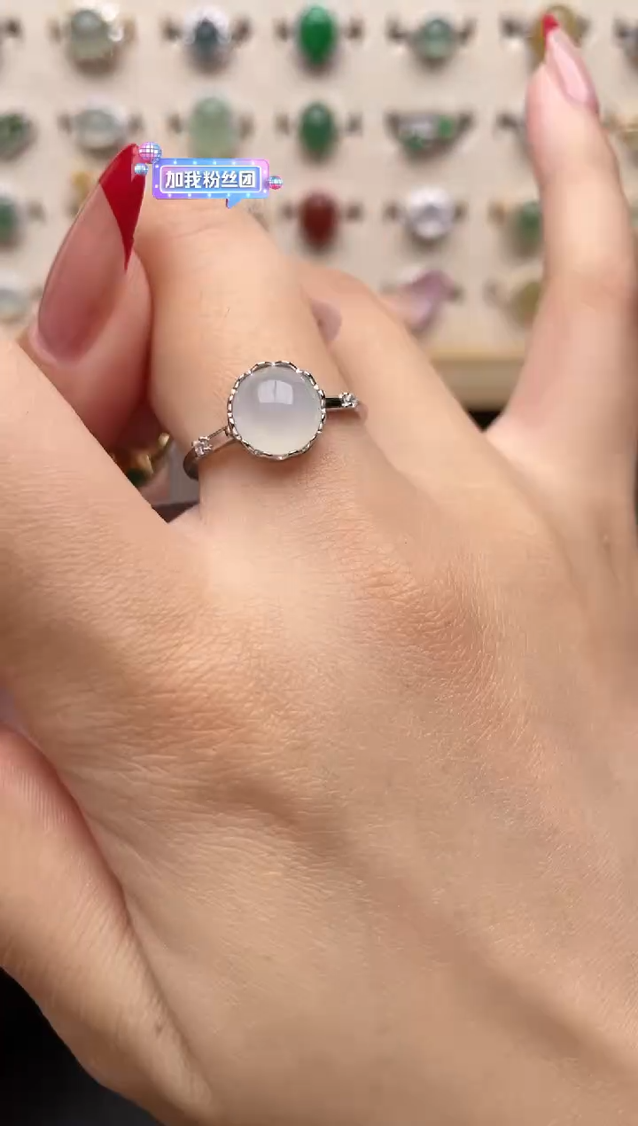 【闪购商品】翡翠戒指银S925镶嵌一物一证一礼盒