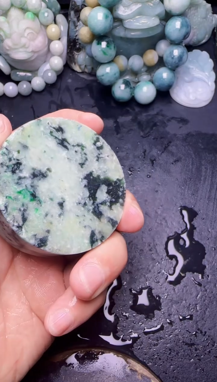 颈饰未镶嵌翡翠生****动23