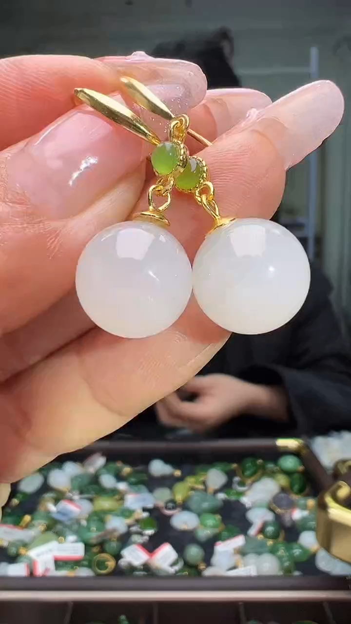 颈饰银S925镶嵌和田玉(多样性发货.发其一)12.30.92