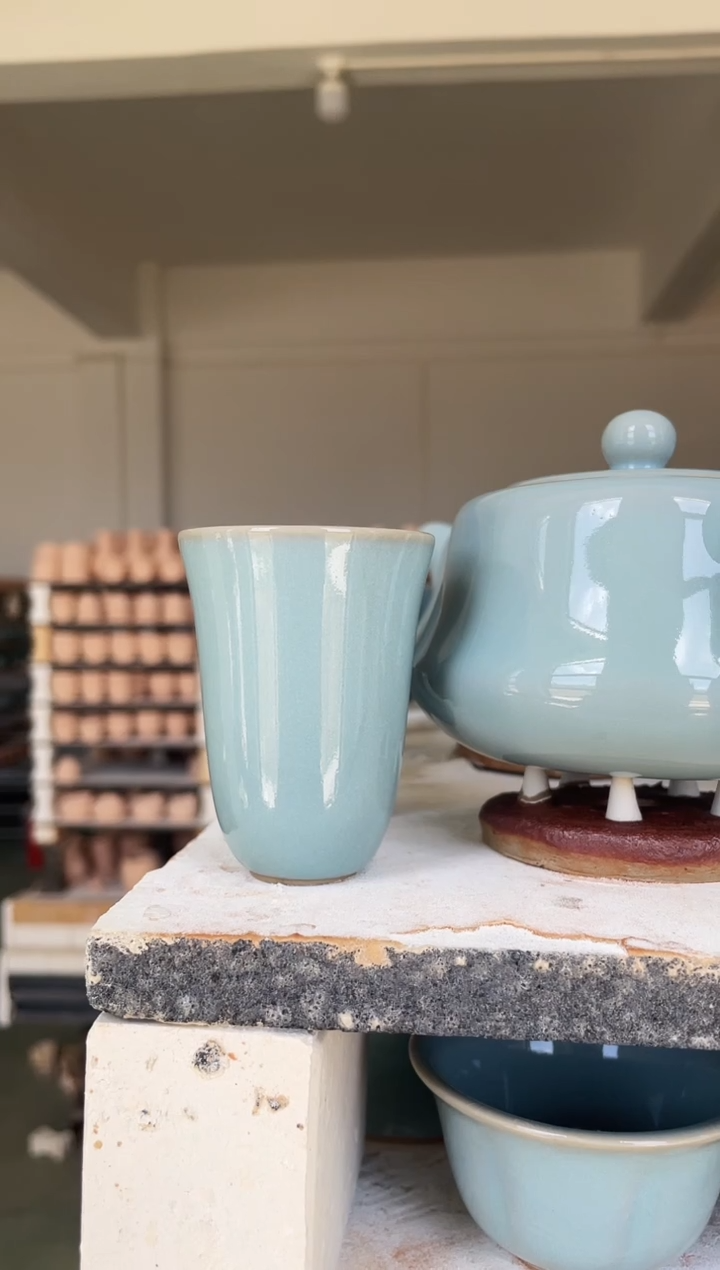 其他微瑕天青釉无款闻香杯40毫升