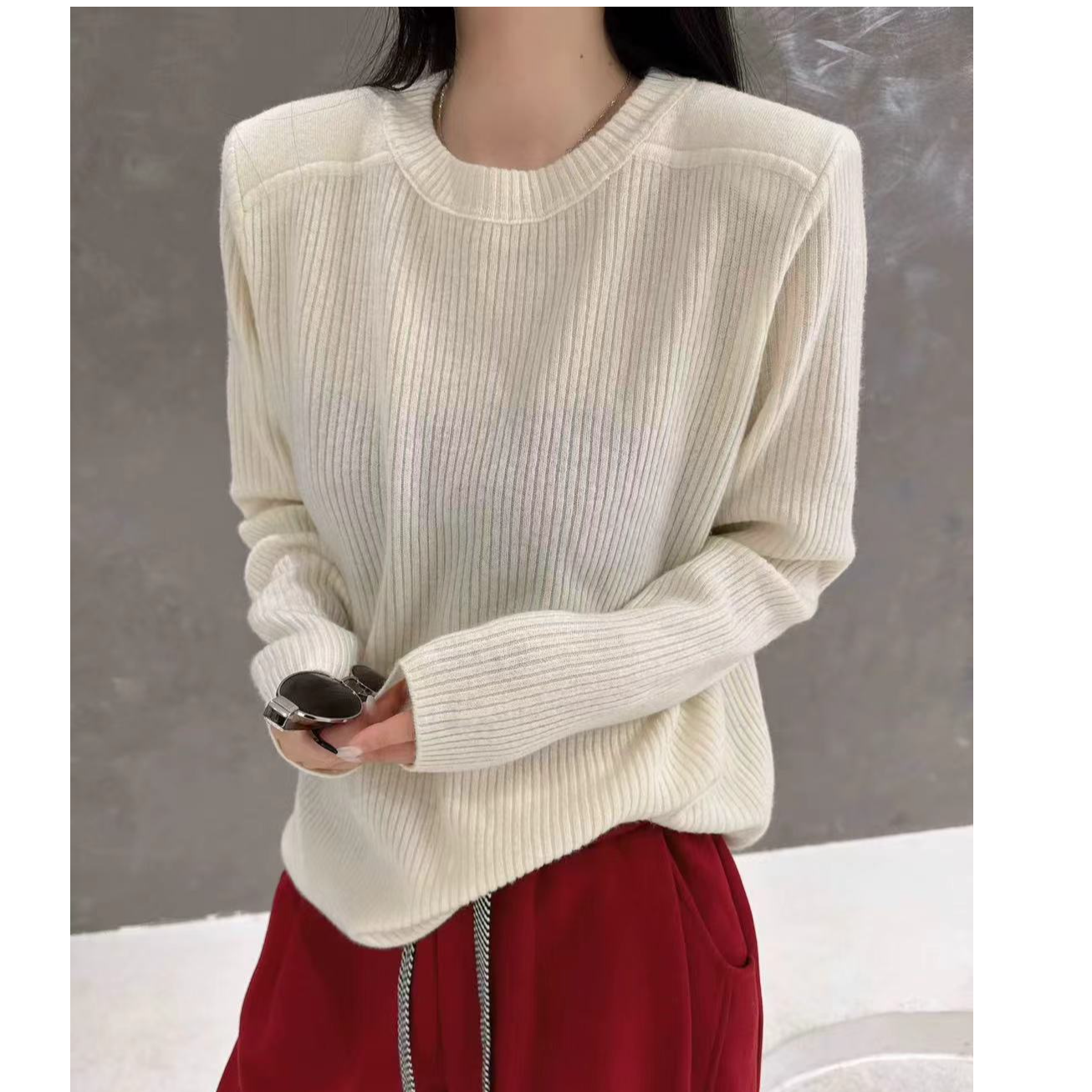 欧洲站2025冬季圆领垫肩压线极简风净版坑条羊毛针织衫百搭毛衣女