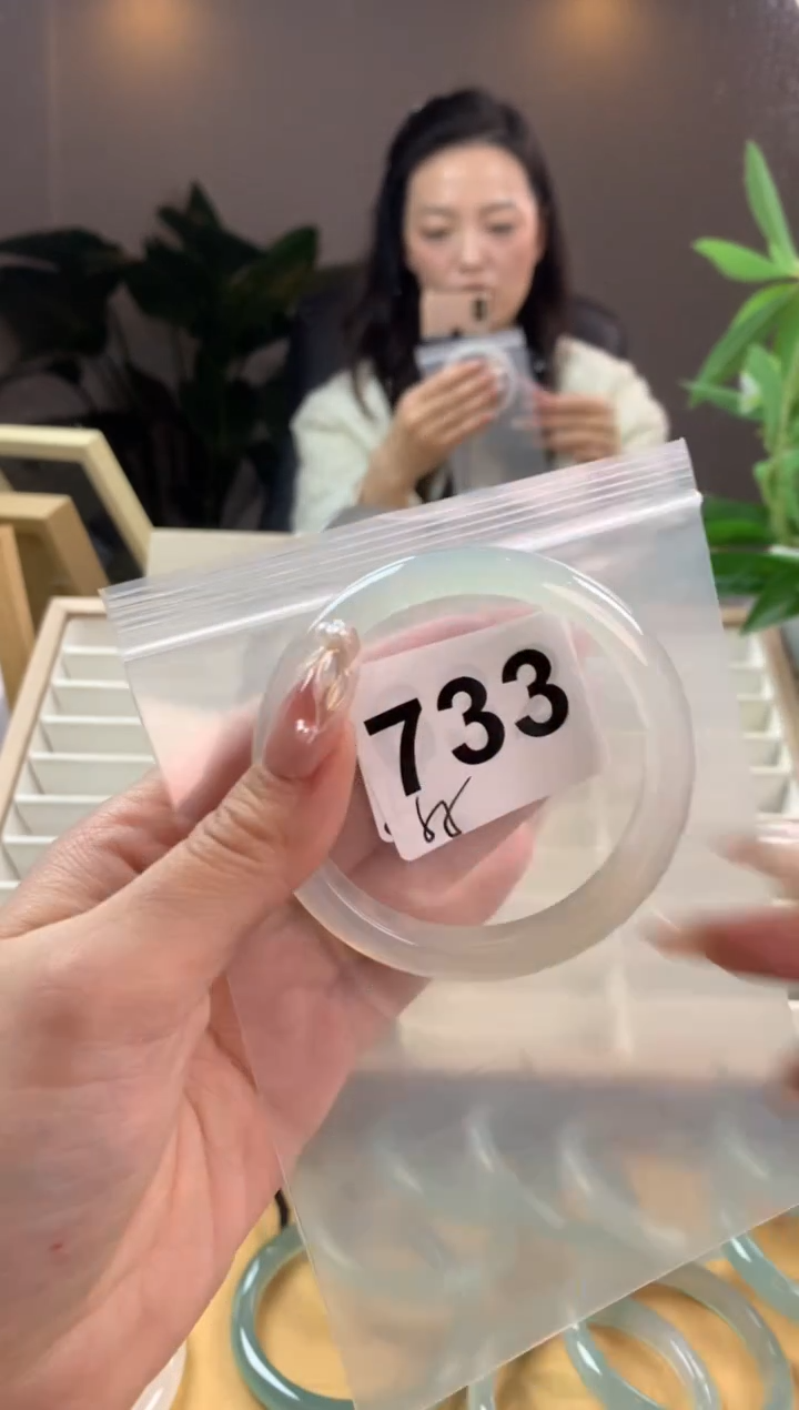 【闪购商品】玛瑙/玉髓手镯未镶嵌733