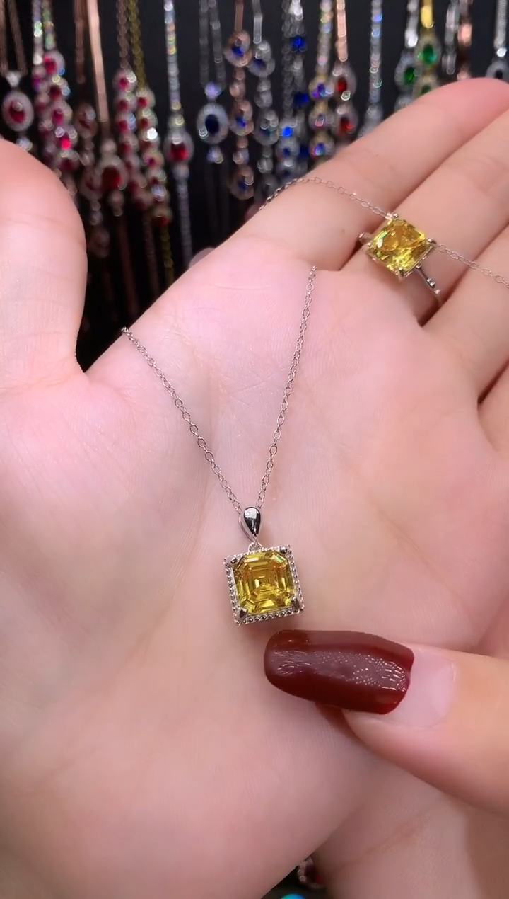 【闪购商品】水晶吊坠(赠链)银S925镶嵌银色