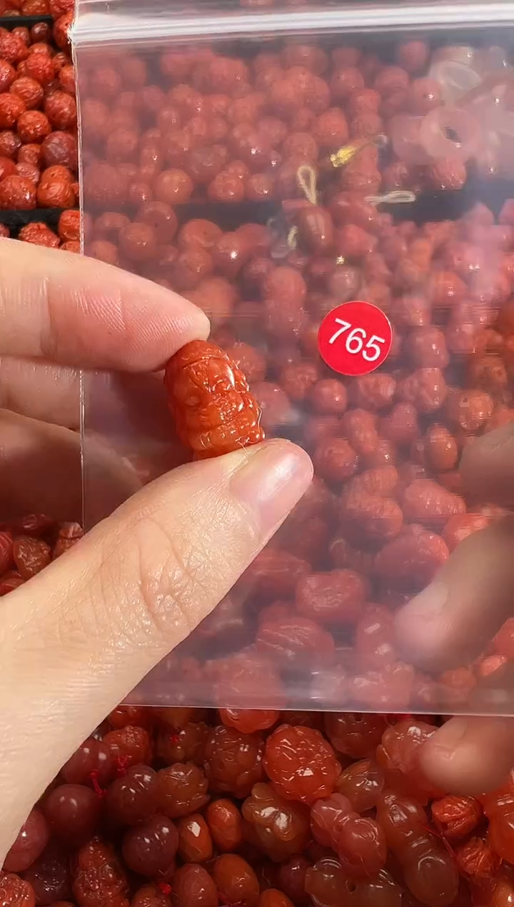 颈饰未镶嵌南红玛瑙1