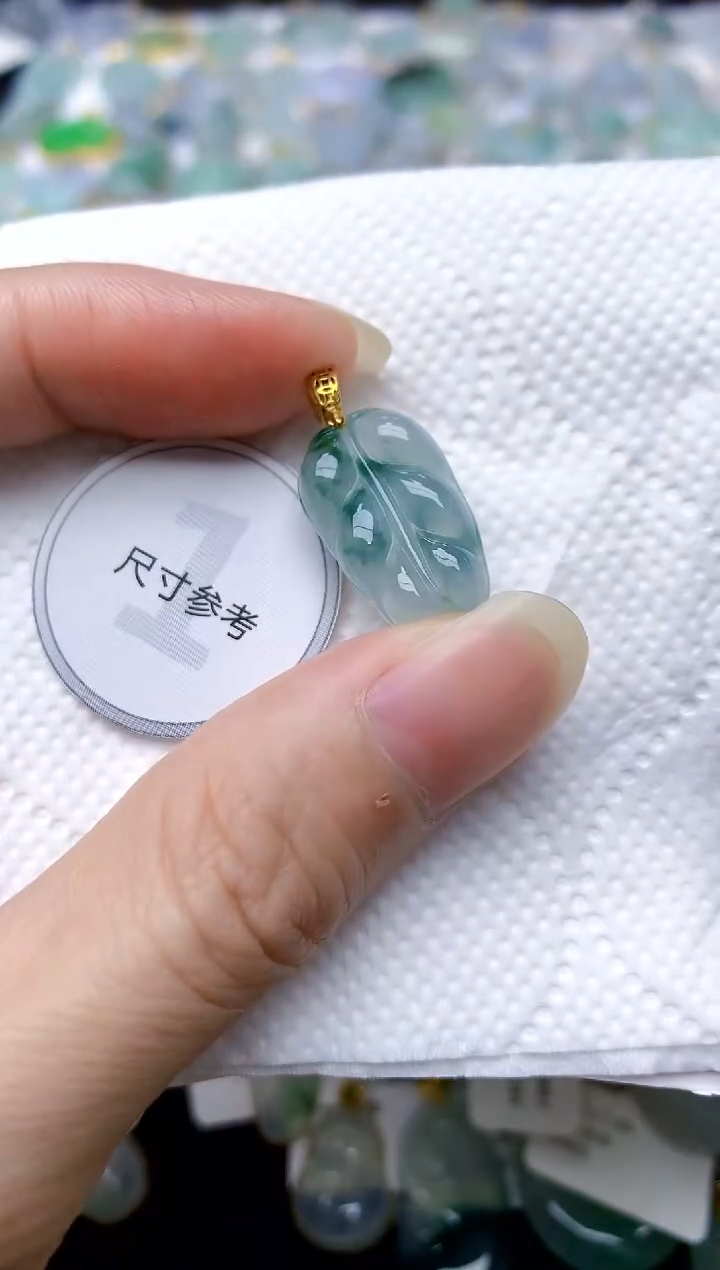 颈饰银S925镶嵌翡翠天然A货翡翠