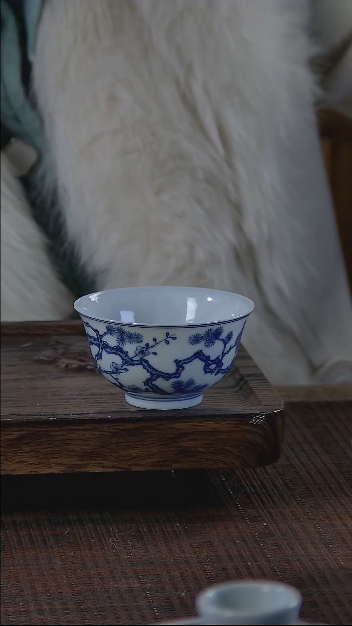 【闪购商品】折葵非器手工手绘岁寒三友撇口杯