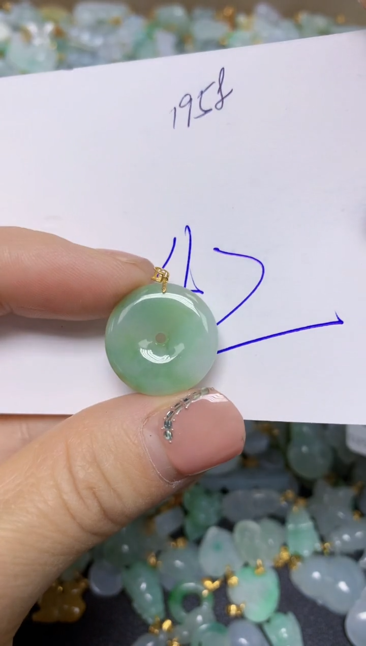 【闪购商品】翡翠挂件18K金镶嵌 天然翡翠A货