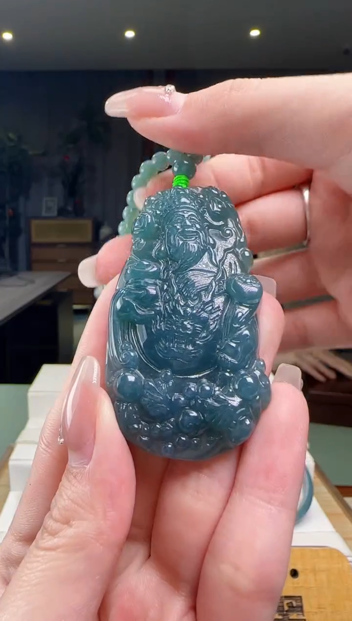 【闪购商品】翡翠吊坠(赠链)未镶嵌多样性发其一CC@@WS1WX30294